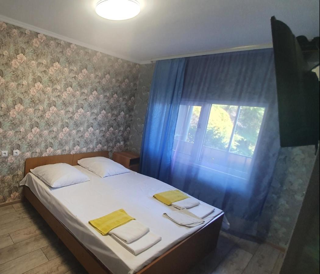 Hôtel Ривер Гагра Chambre photo