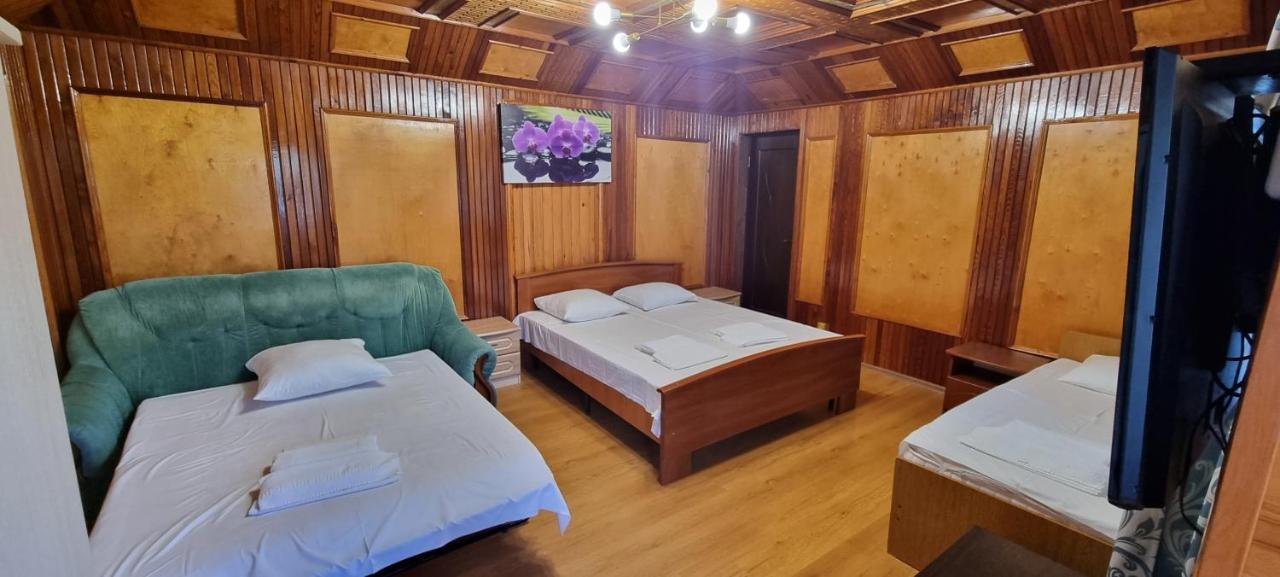 Hôtel Ривер Гагра Extérieur photo